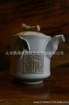 高檔汝窯竹節手抓壺 傳統工藝與現代審美的完美融合
